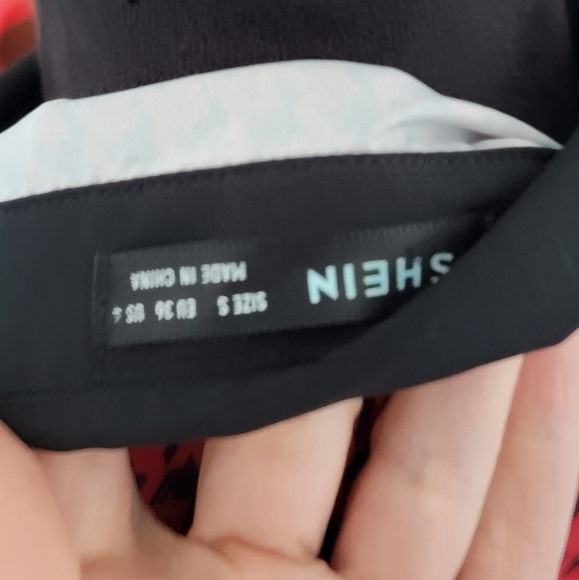 Shein Red & Black Houndstooth Printed Dress Size Small - Picture 6 of 6